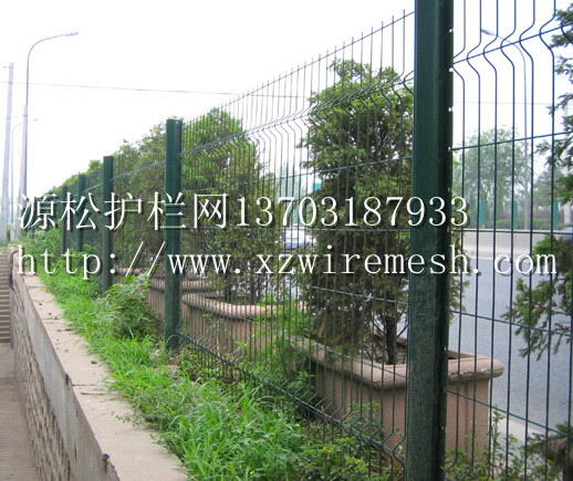 折彎護欄網圍墻