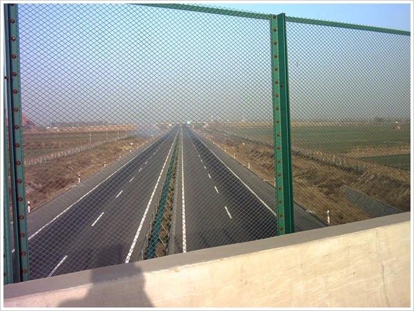 高架橋護欄網1