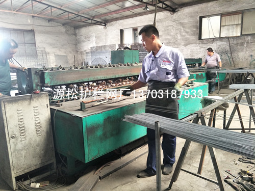 護欄網生產工藝