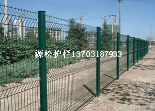 公路涂塑鐵絲網(wǎng)3