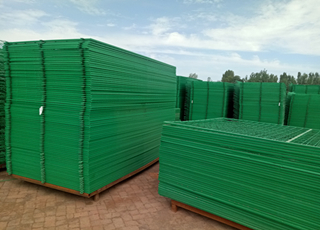 圈地護欄網(wǎng)